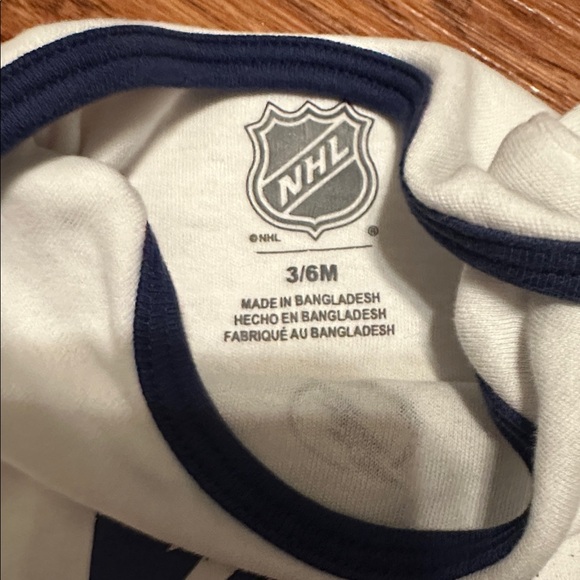 NHL Tampa Bay Lightning Infant Bodysuit Set 3-6 Months - Picture 5 of 6